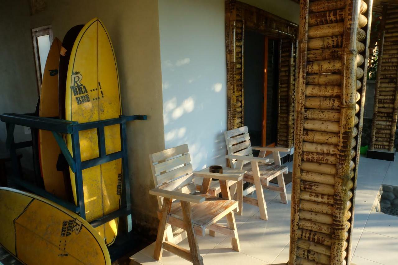 The Nyamo Surf & Stay Pulukan Buitenkant foto