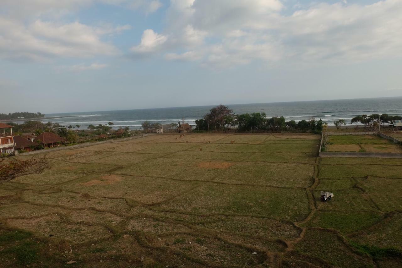 The Nyamo Surf & Stay Pulukan Buitenkant foto
